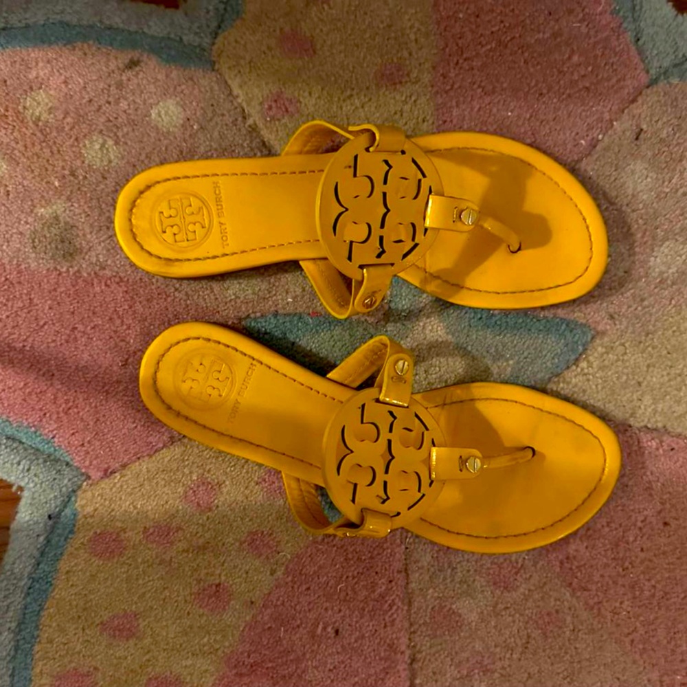 New Tory Burch SOLD >>>>>>>>> SOLD